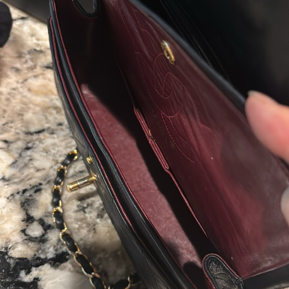 Authentic Chanel CC Matelasse in good condition - Picture 6 of 17